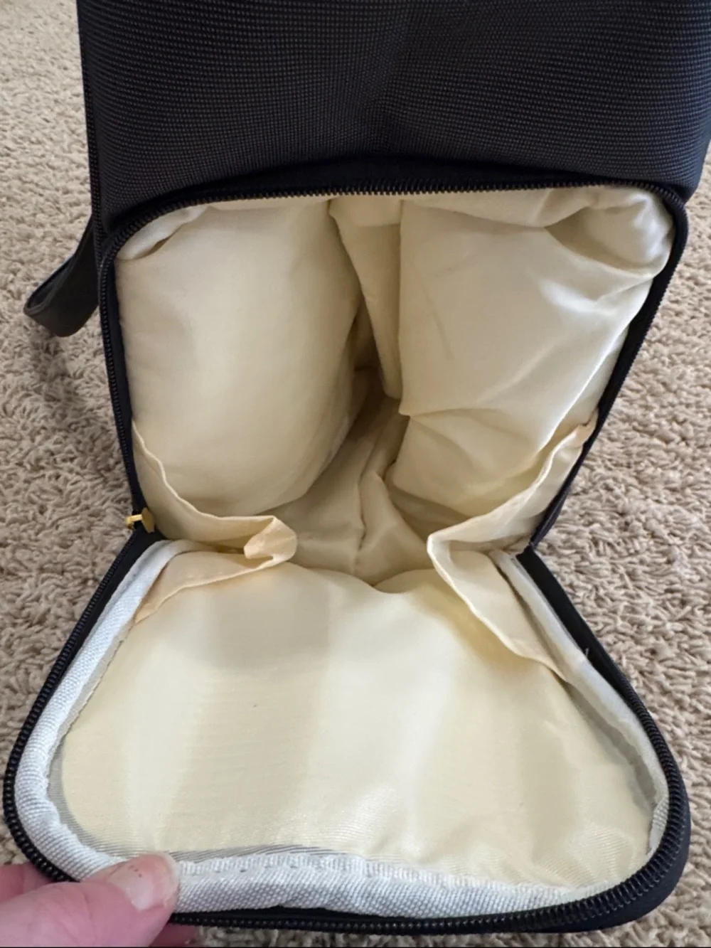 NWOT Idaho Jones Ellerby Stylish Laptop Breast Pump Bag Tote Working Mothers